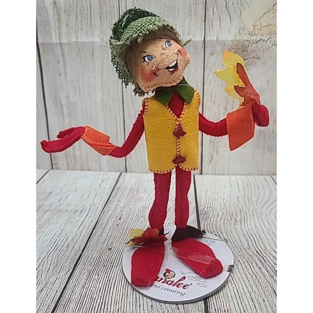 Annalee Dolls Felt Red Harvest Elf Doll Figure Yellow Green 9" 2018 New